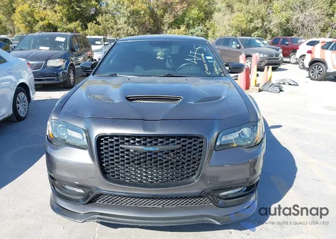 2013 Chrysler 300 Motown z USA, uszkodzony, nr VIN 2C3CCAAG6DH615227